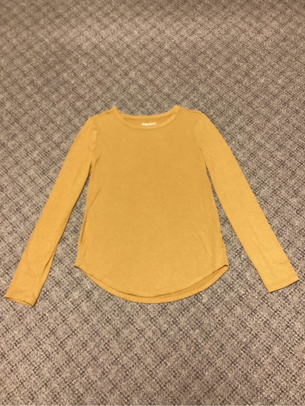 Mudd Mustard Yellow Long Sleeve Crew Neck Top * Size Small